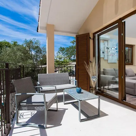 Diamant With Pool & Whirlpool Appartement